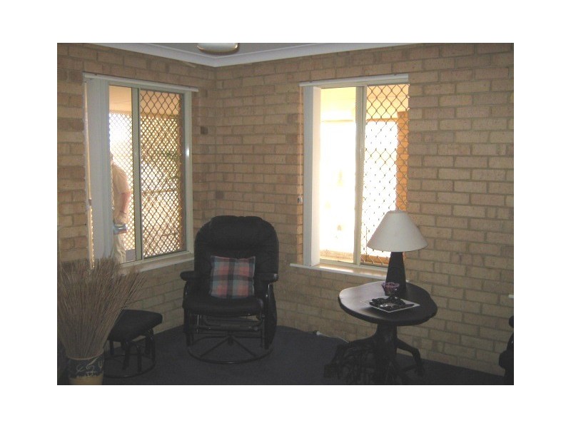 2 Simon Drive, Karloo WA 6530