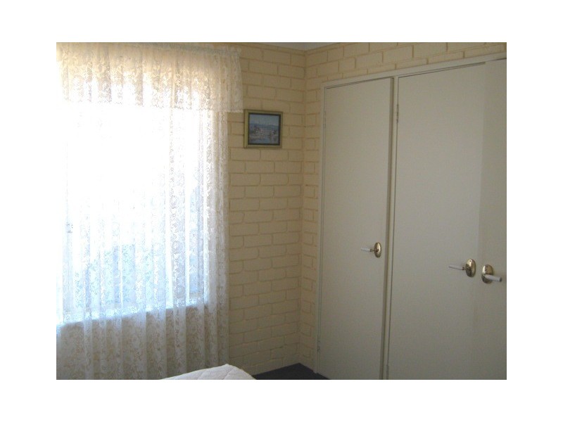 2 Simon Drive, Karloo WA 6530