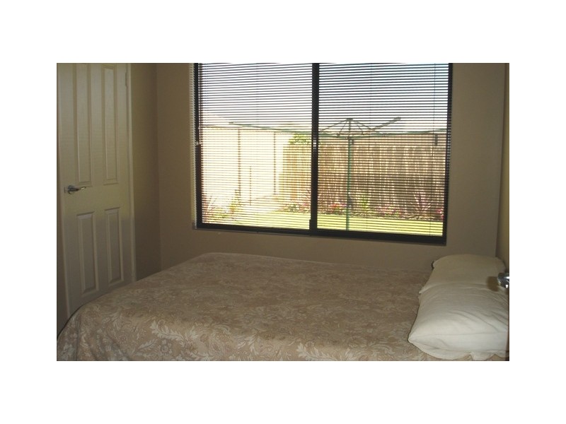 10 Invincible Rise, Wandina WA 6530