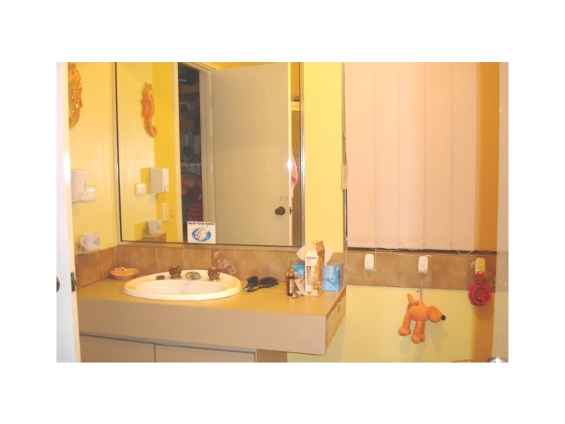 13 Eddington Close, Rangeway WA 6530