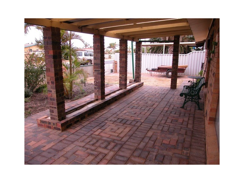 56 Hillview Drive, Drummond Cove WA 6532