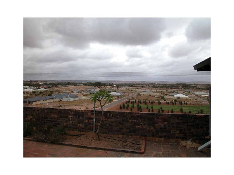 56 Hillview Drive, Drummond Cove WA 6532