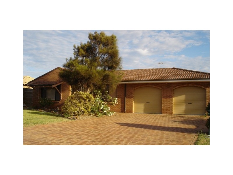 23 Eastcott Way, Tarcoola Beach WA 6530