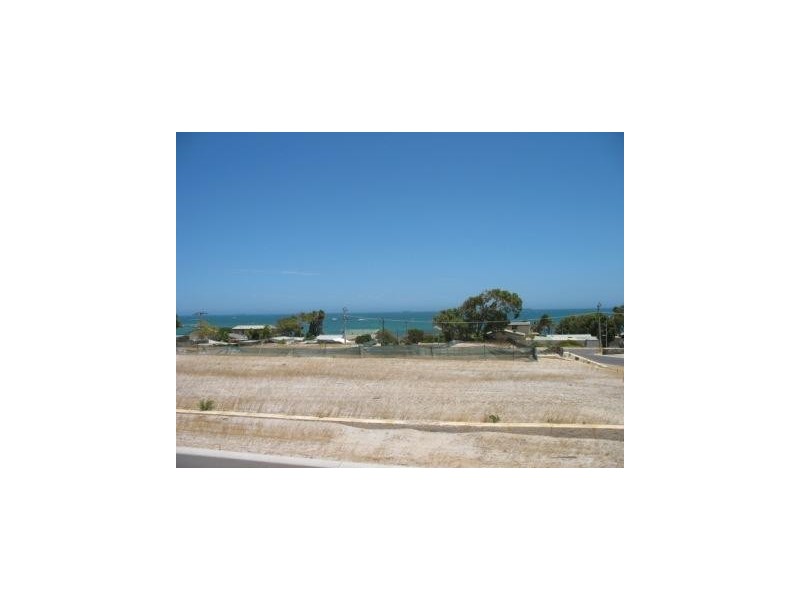 1 Beach View, Drummond Cove WA 6532