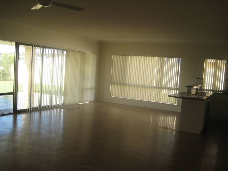 3 Starboard Way, Drummond Cove WA 6532