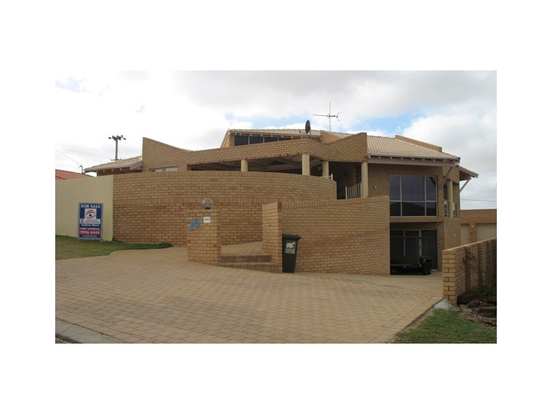 16 Sandown Close, Tarcoola Beach WA 6530