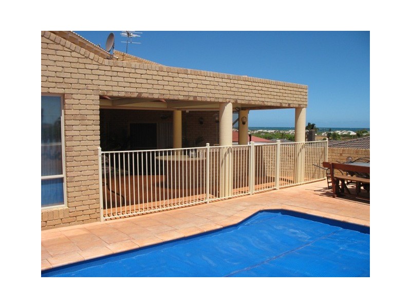 16 Sandown Close, Tarcoola Beach WA 6530