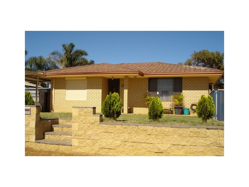 16 Wandoo Street, Rangeway WA 6530