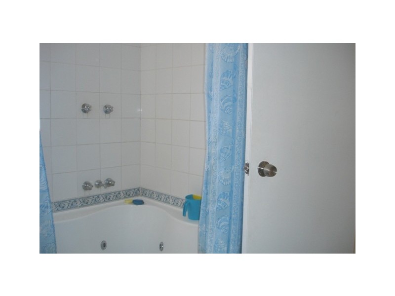 16 Wandoo Street, Rangeway WA 6530