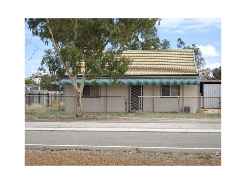 8 Attwood Street, Mount Magnet WA 6638