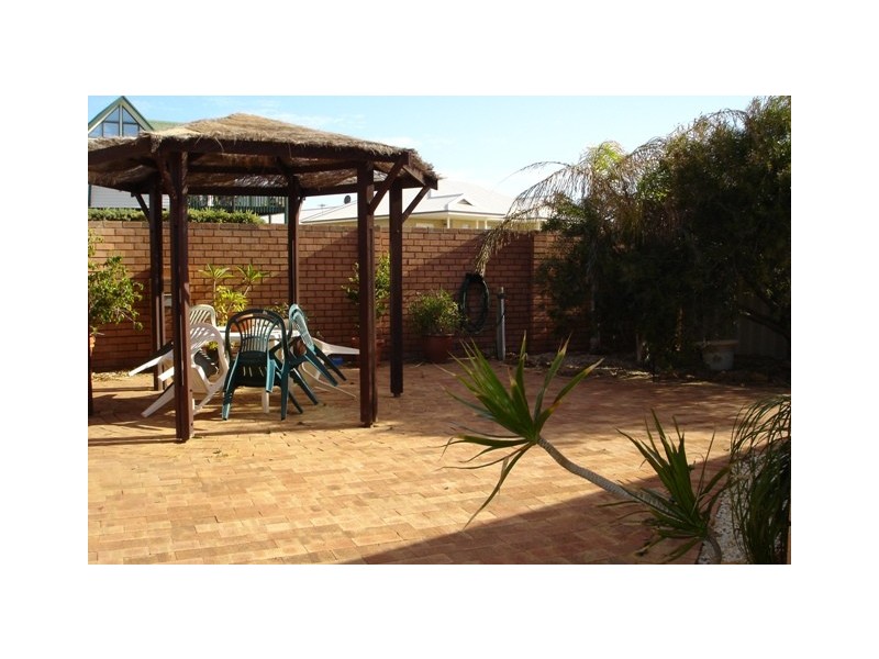 44 Hakea Street, Tarcoola Beach WA 6530