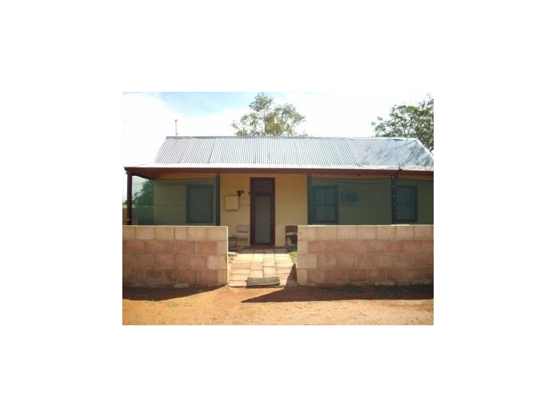 35 Watson Street, Mount Magnet WA 6638