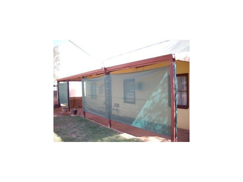 35 Watson Street, Mount Magnet WA 6638