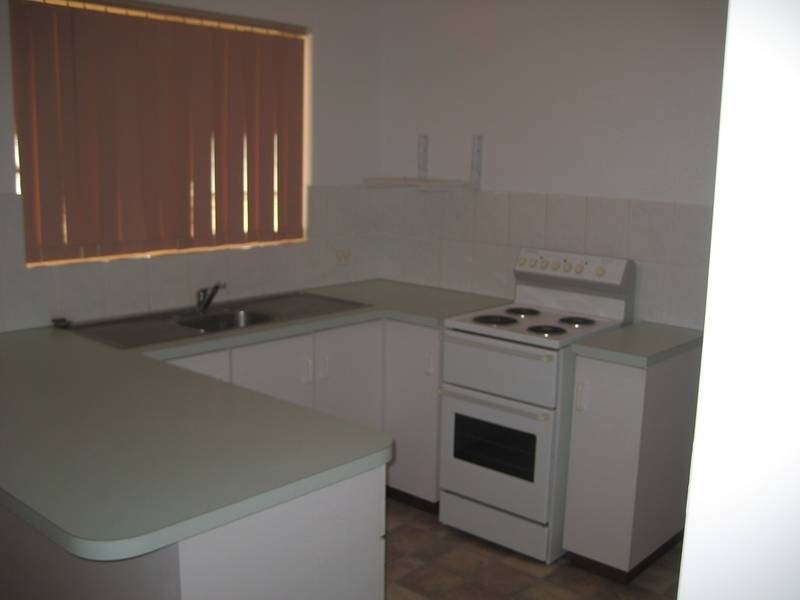 3/4 McDermott Avenue, Wandina WA 6530