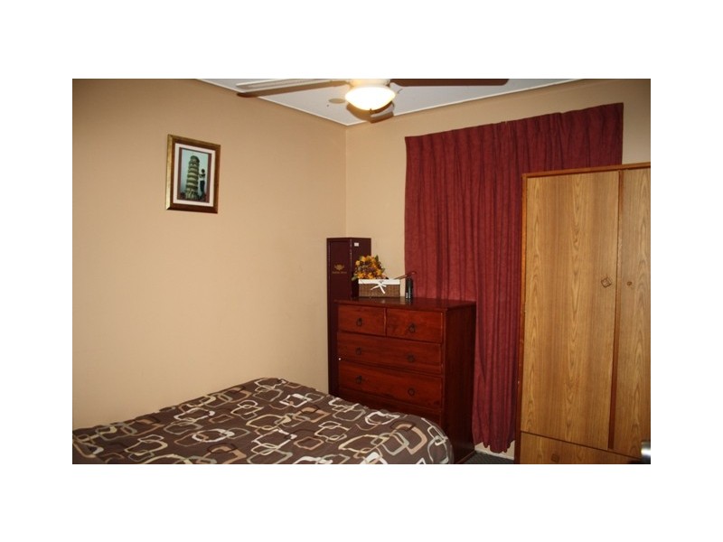 14 Pinyali Way, Waggrakine WA 6530