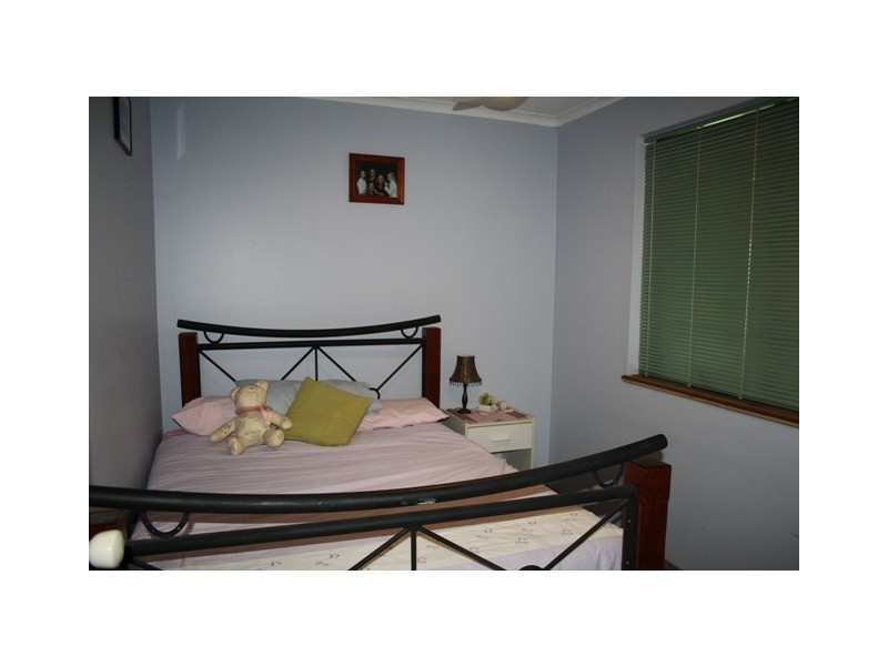 14 Pinyali Way, Waggrakine WA 6530