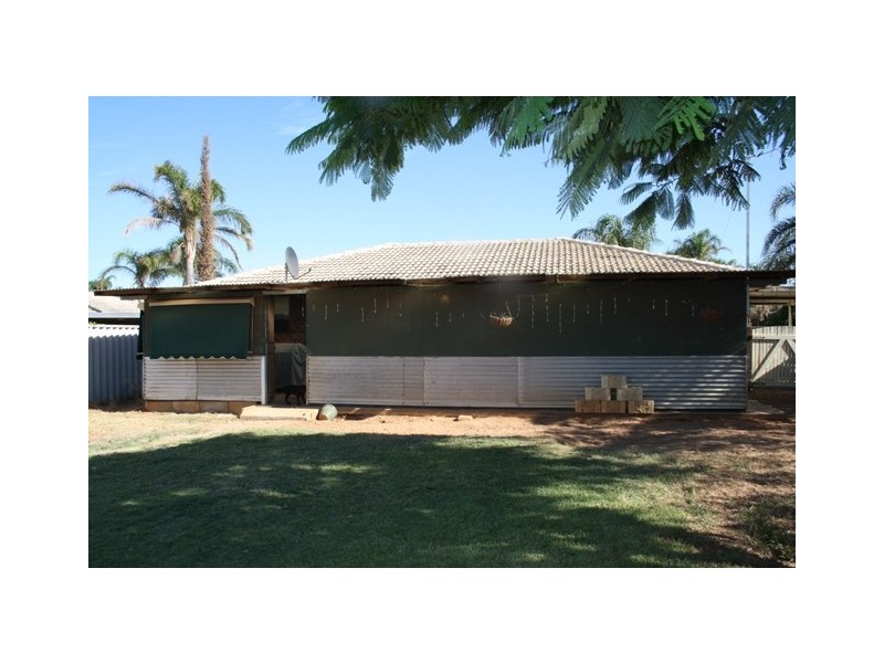 14 Pinyali Way, Waggrakine WA 6530