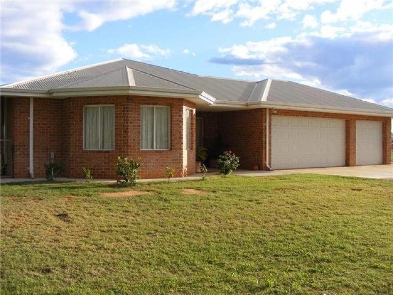 3 Smart Drive, Deepdale WA 6532