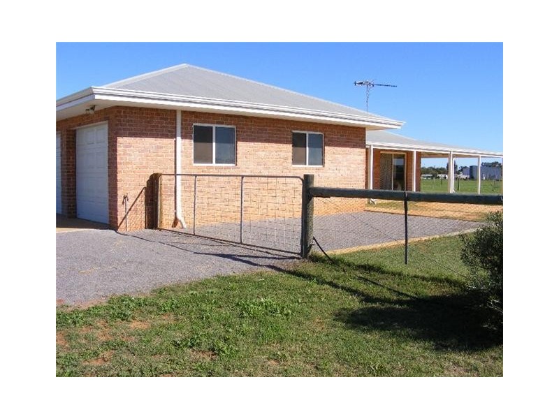 3 Smart Drive, Deepdale WA 6532