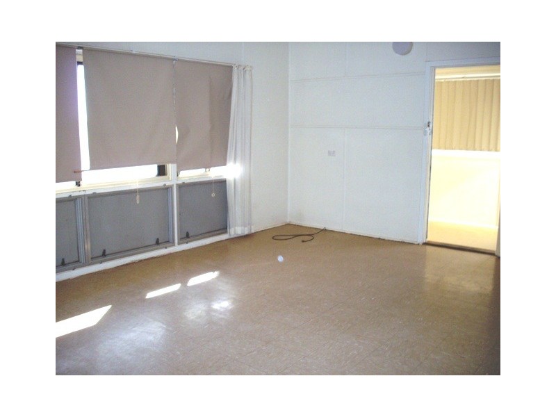 72 Main Street, Meekatharra WA 6642