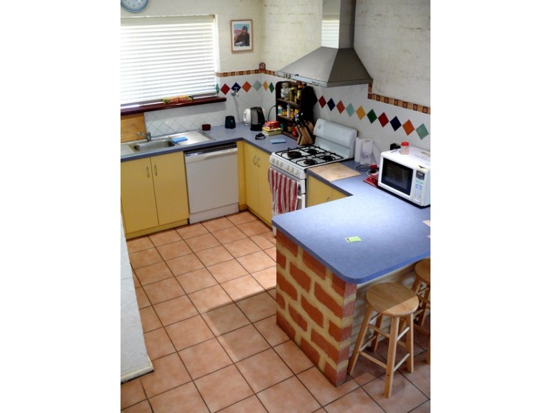 8 Newton Road, Utakarra WA 6530