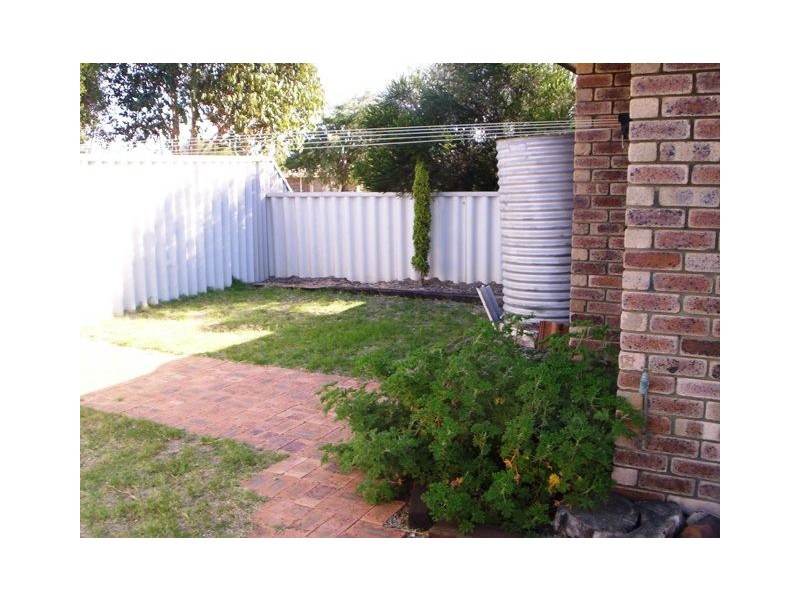 B/1 Jacob Place, Karloo WA 6530