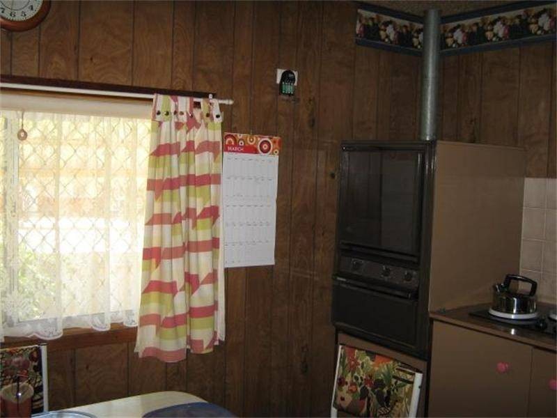 32 Burgess Street, Mullewa WA 6630