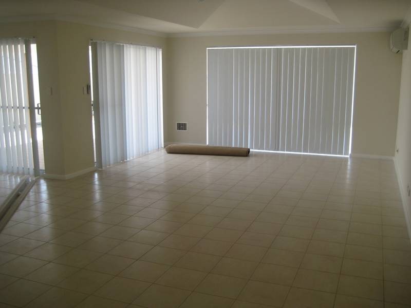 12 Ada Wynd, Wandina WA 6530