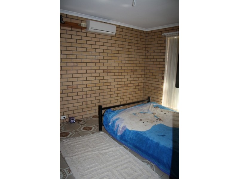 94 Chapman Valley Road, Waggrakine WA 6530