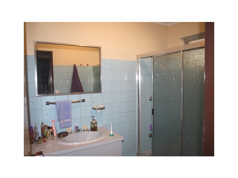 94 Chapman Valley Road, Waggrakine WA 6530