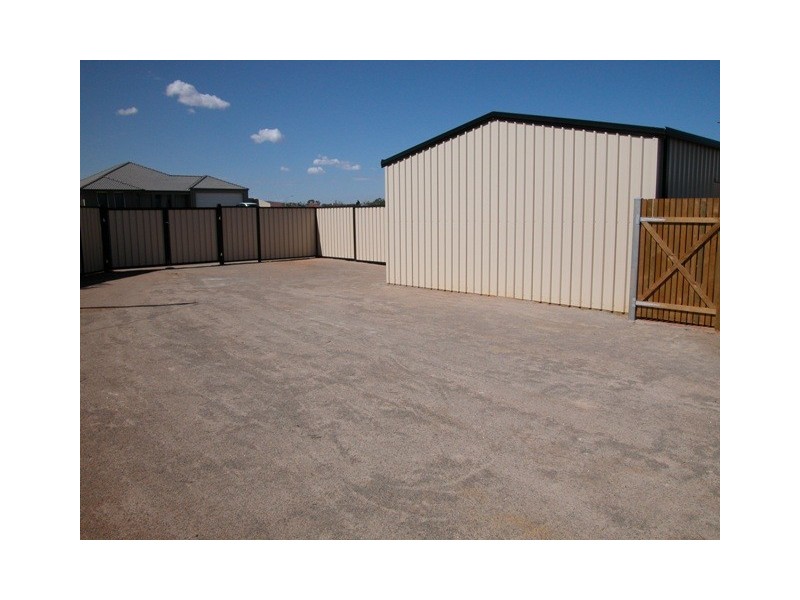 236 Chapman Valley Road, Waggrakine WA 6530