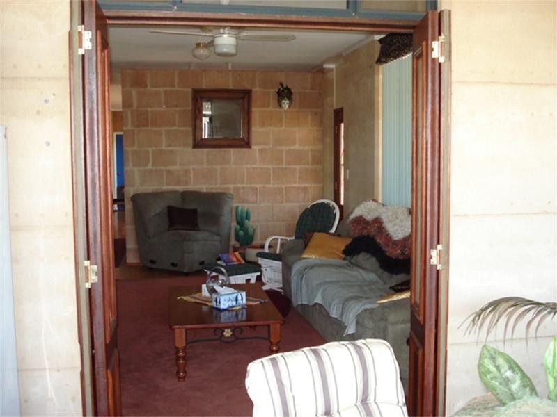 77 Mccartney Road, Greenough WA 6532