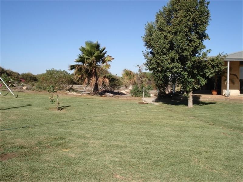 77 Mccartney Road, Greenough WA 6532