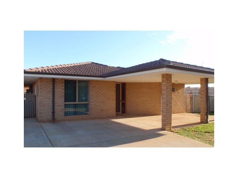 20B/ Glass Crescent, Mahomets Flats WA 6530