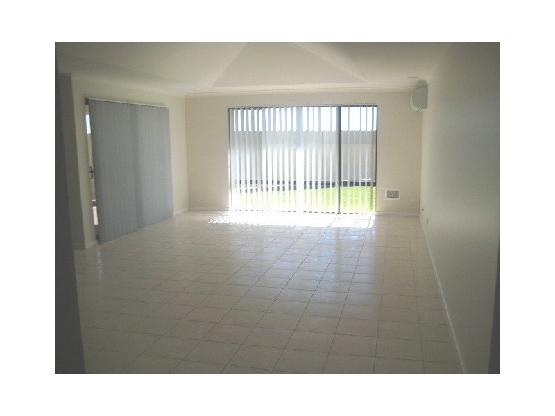 12 Alera Entrance, Wandina WA 6530