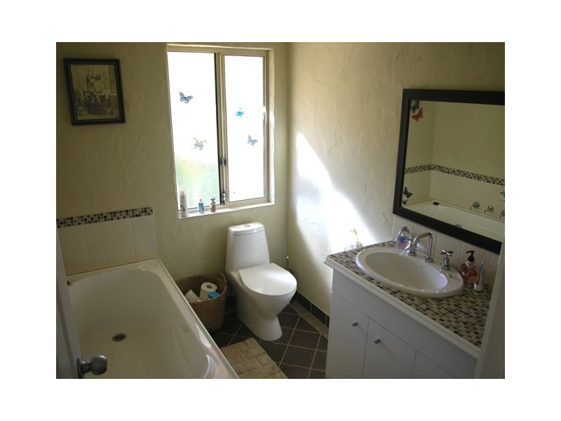 840 Chapman Road, Glenfield WA 6532