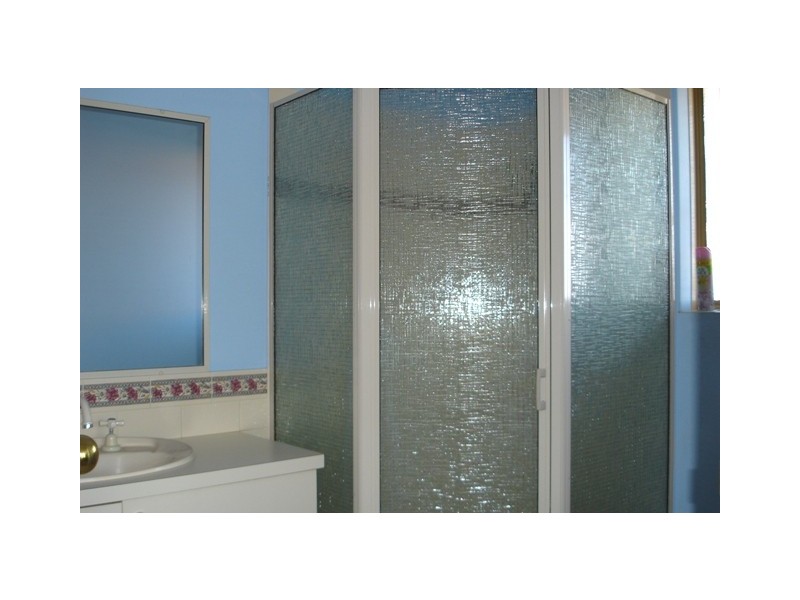 18 Hillview Drive, Drummond Cove WA 6532