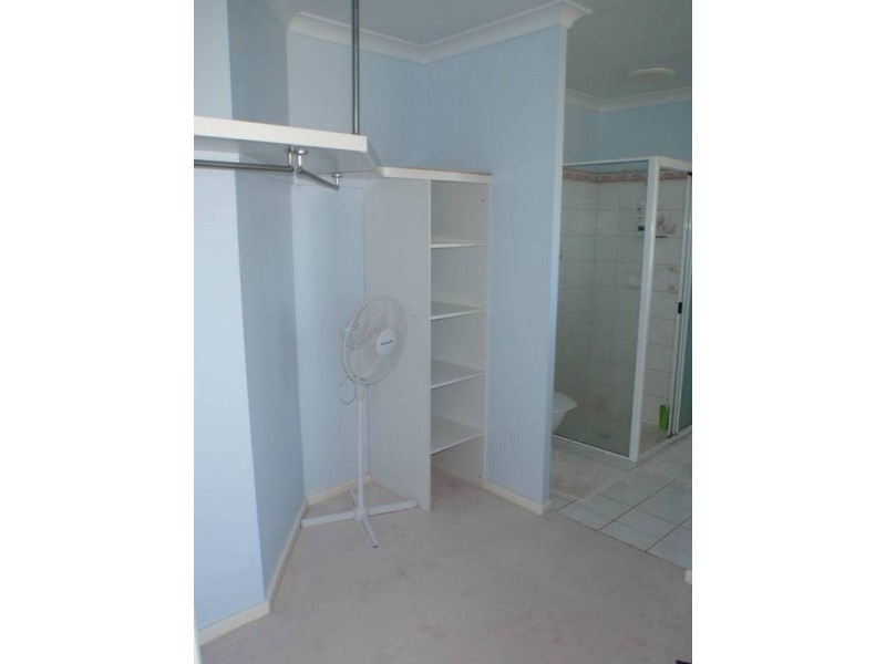 1 EAKINS CRESCENT, Wandina WA 6530