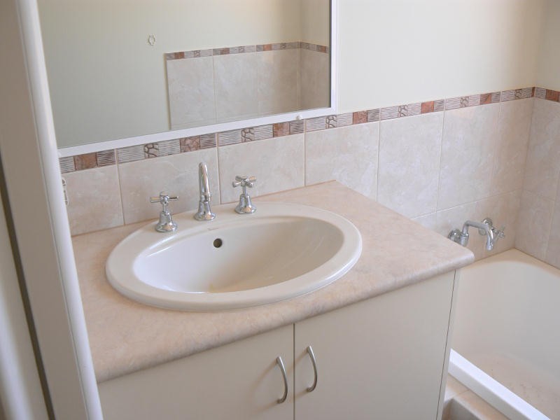 235B Fourth Street, Wonthella WA 6530