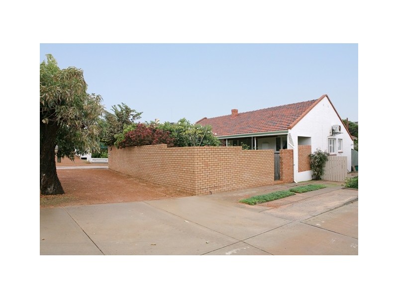 115 Cathedral Avenue, Geraldton WA 6530