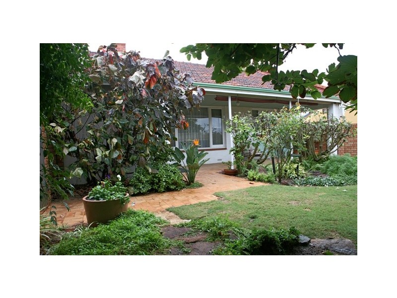 115 Cathedral Avenue, Geraldton WA 6530