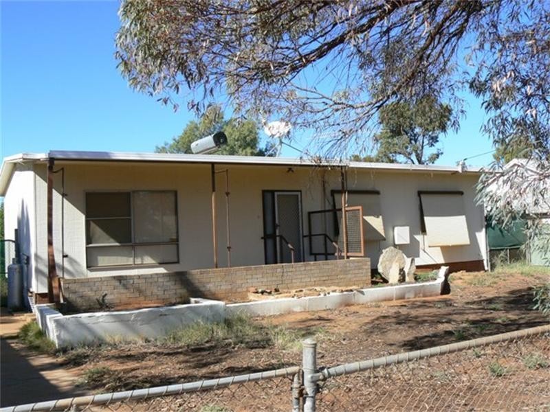 59 Attwood Street, Mount Magnet WA 6638