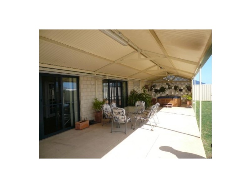 13 Drummond Cove Road, Drummond Cove WA 6532