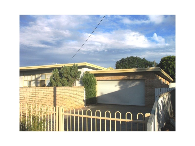 288 Seventh Street, Wonthella WA 6530