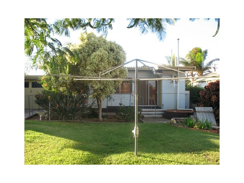 288 Seventh Street, Wonthella WA 6530