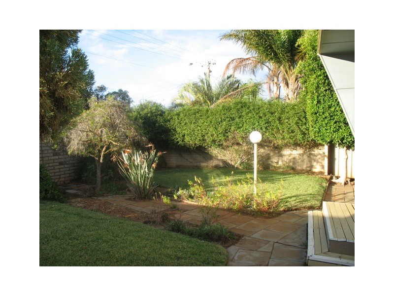 288 Seventh Street, Wonthella WA 6530