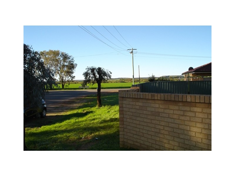 6/1 Levett Road, Walkaway WA 6528