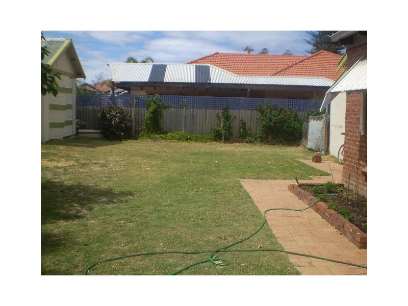 125 Fitzgerald Street, Geraldton WA 6530
