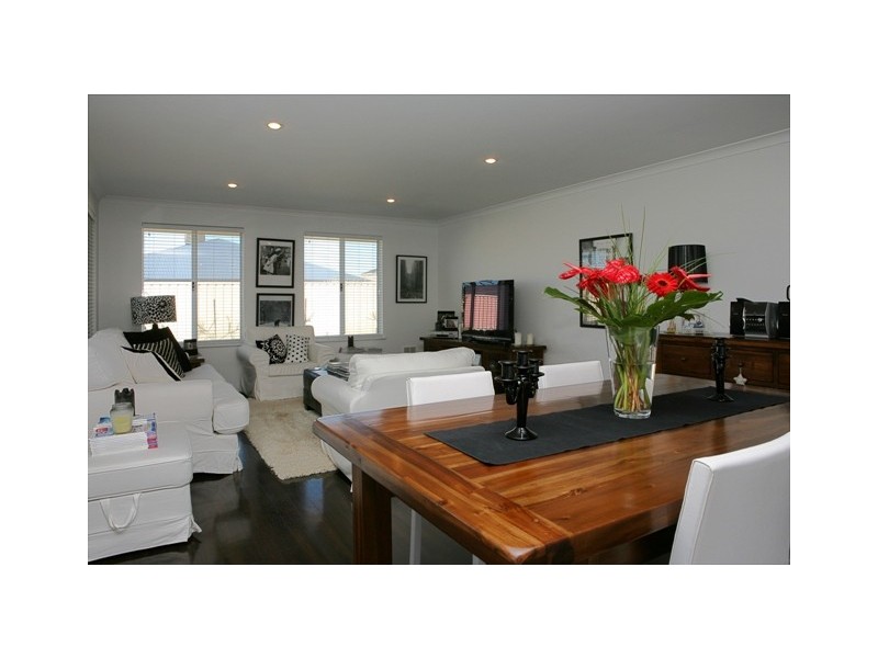 7 Archdale Rise, Wandina WA 6530