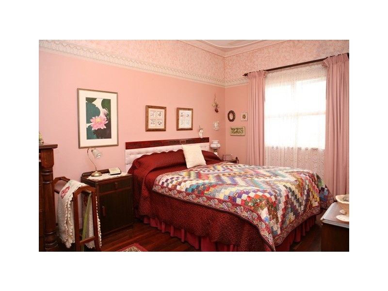 115 Cathedral Avenue, Geraldton WA 6530